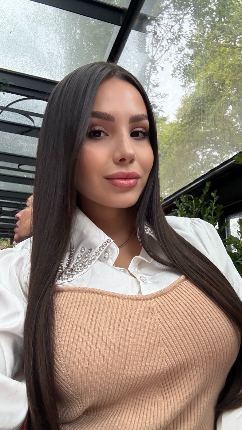 Bella — photo 1